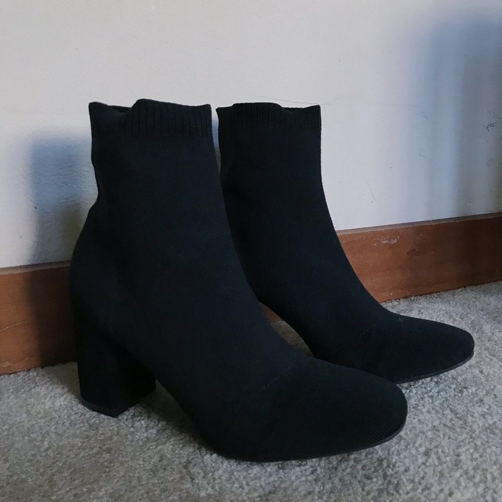 Black High-heeled Boots